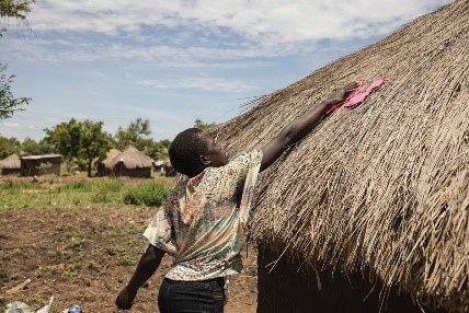 “Zimbabwe girls are using cow dung as sanitary pads amid high cost of living”-Zimcodd report