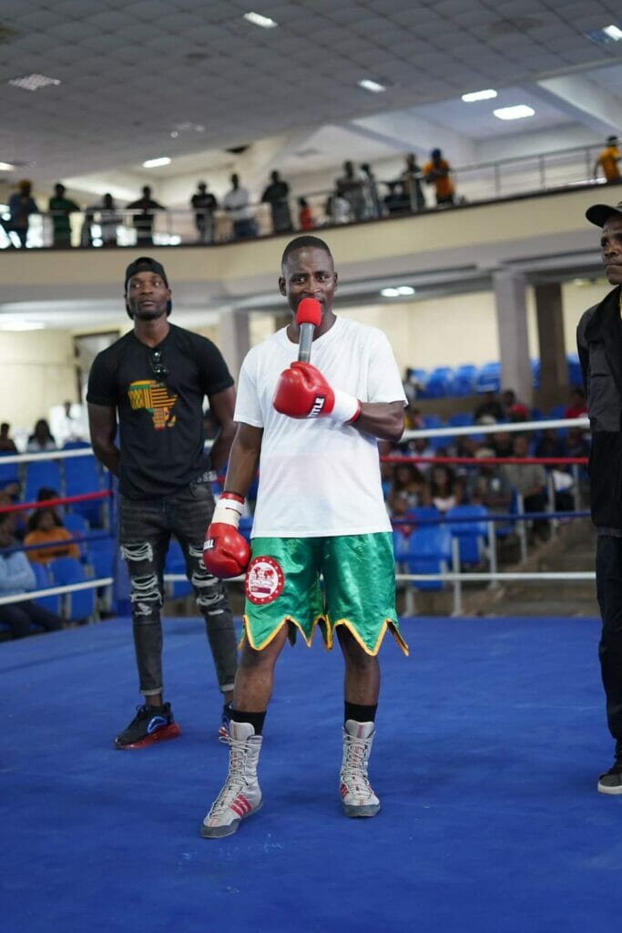Wilson Masamba hangs gloves in style by beating rival Kayuni