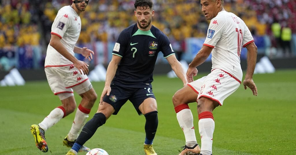 Australia beats Tunisia 1-0