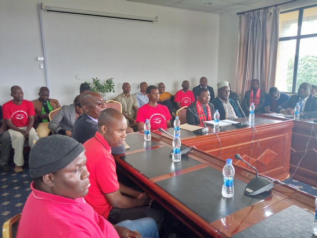 Disorder! Lilongwe’s Small scale business owners threatens to use pangas chasing refugees