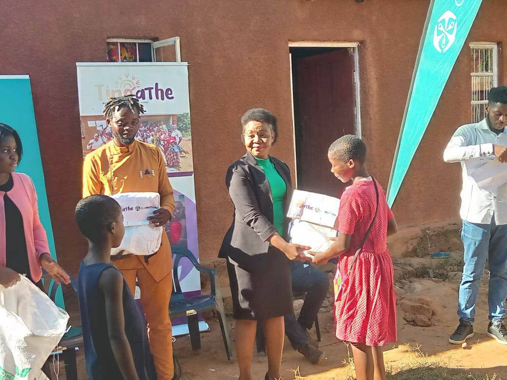 Old mutual, Tingathe donate to Lilongwe’s Msiliza children