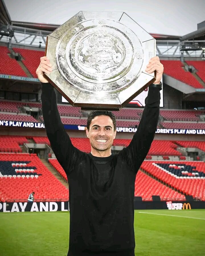 Arsenal humble Manchester City in winning Community Shield
