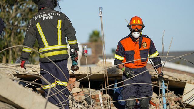44 workers still missing days after South Africa building collapse