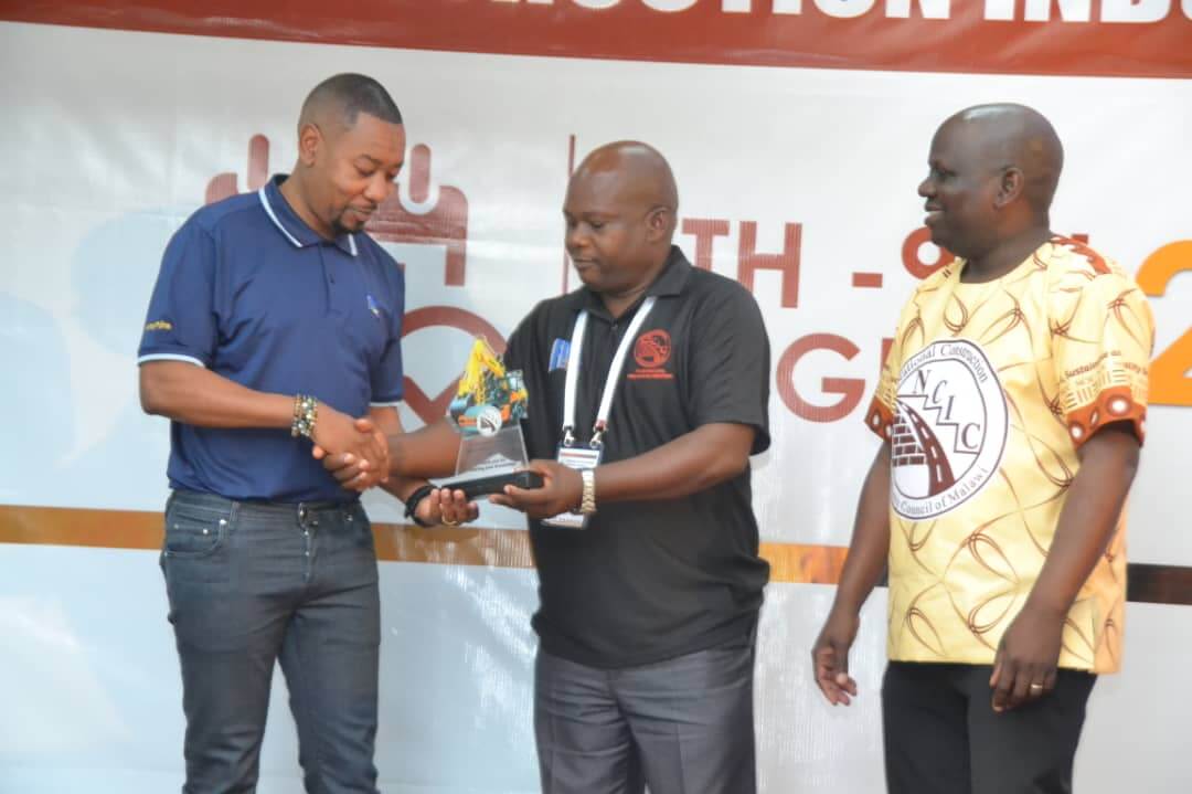 FDH boss William Mpinganjira tips small-scale contractors on building financing confidence