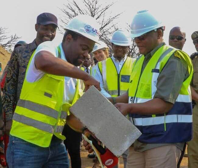 Chakwera happy with Chikwawa’s Kandeu Secondary School project
