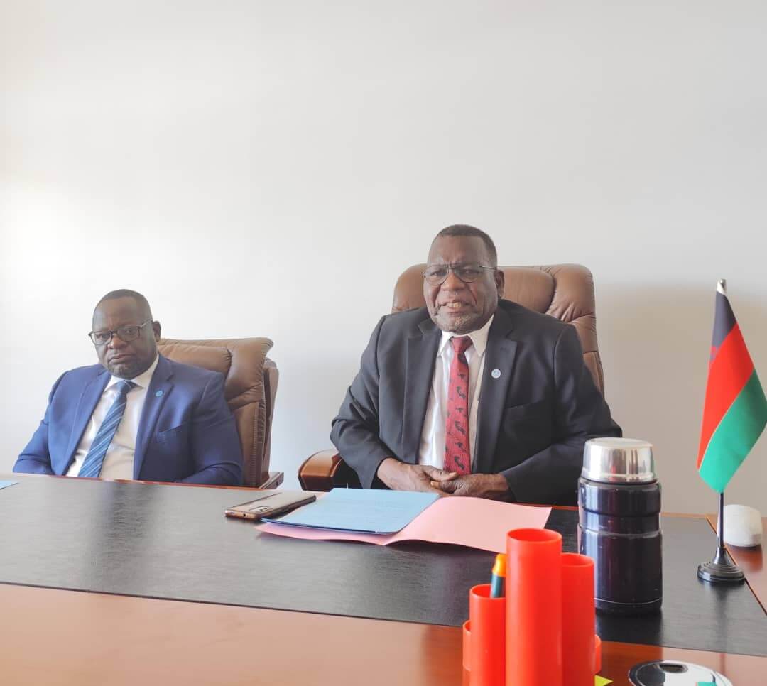Opposition leader Chaponda wants Chakwera in Parliament to address fuel, forex crisis