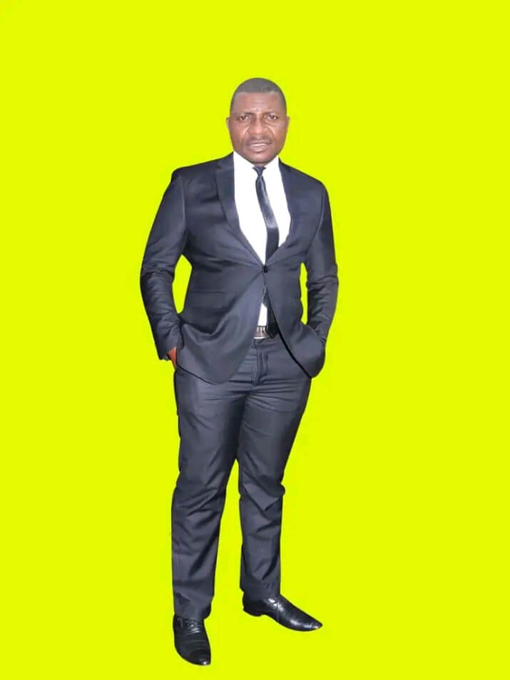 Acting Vice president for LEF party Rev Dr. Chimwemwe Mangani Defects to DPP