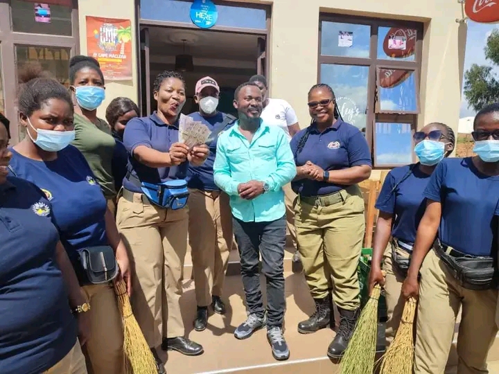 Dedza police station women’s network hailed for community support