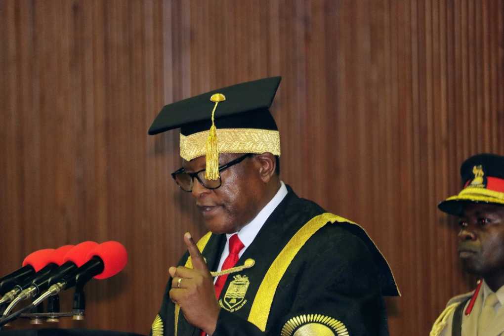 Chakwera challenges graduating students to be patriotic
