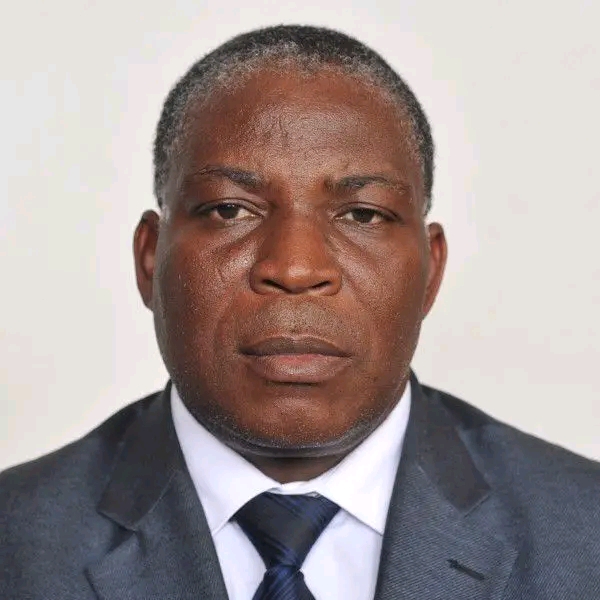 Dr.Samson MacJessie-Mbewe