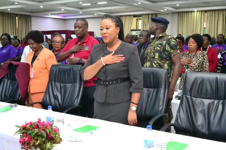 Education Minister Urges Private Schools to Adhere to Standards
