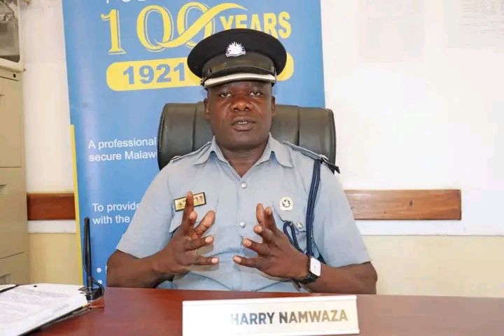 Seven suspected drug lords to face court after airport arrest