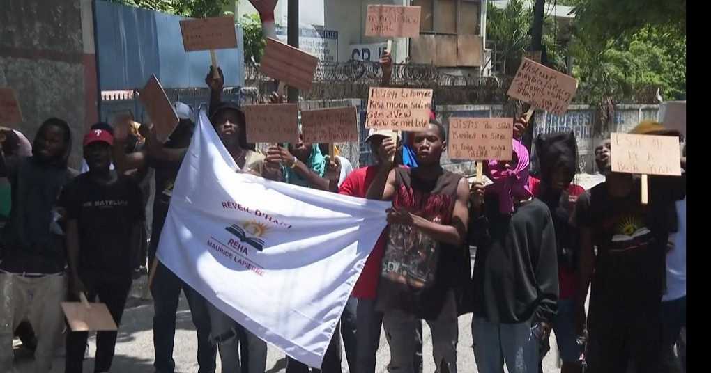 Haiti protests escalate