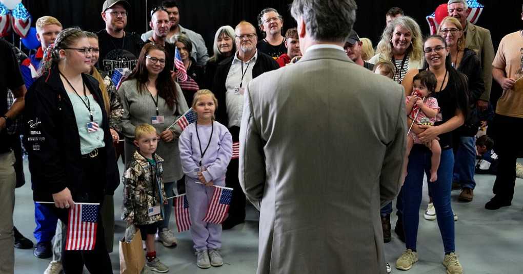 US admits White South African refugees amid controversy