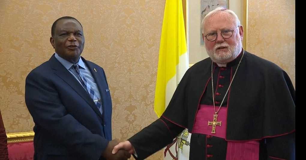 Zimbabwe VP Meets Vatican Envoy