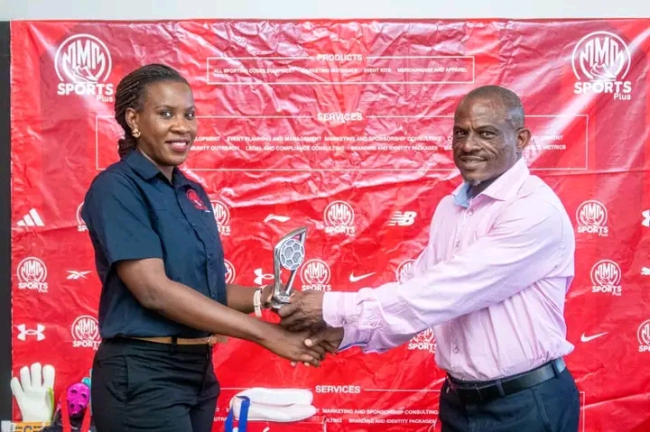 Mighty Wanderers’ Bob Mpinganjira crowned coach of the month