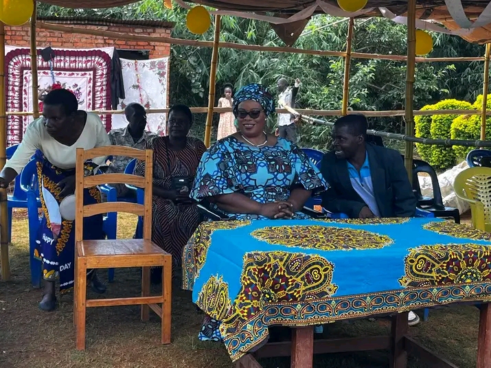 Former DPP shadow MP takes back donated items, announces independent bid