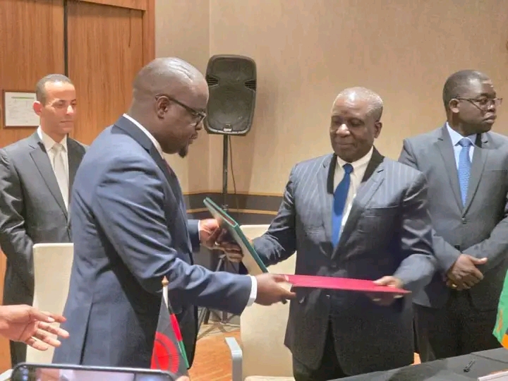 Malawi, Zambia sign landmark agreement to boost agricultural trade