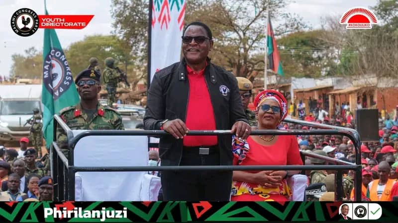 Chakwera pledges roads, school blocks for Kamphuno constituency