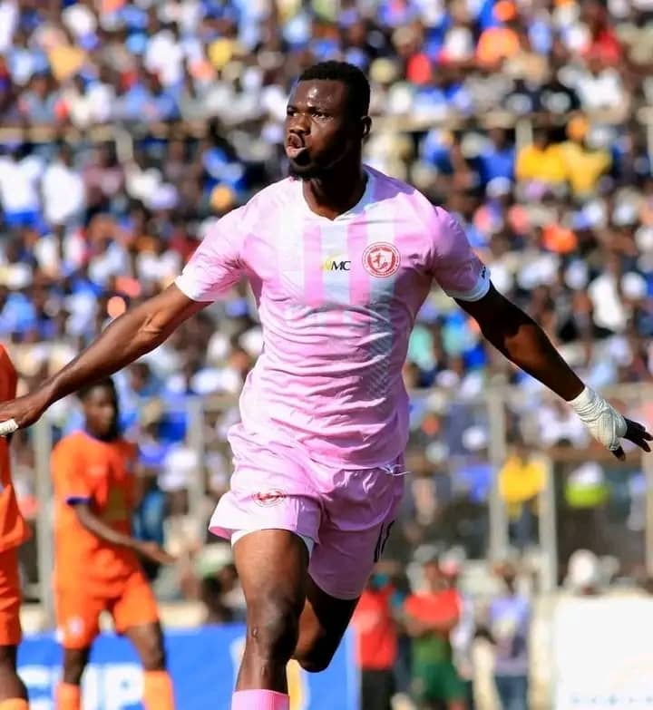 Nigerian-born striker Babatunde Adepoju cleared to play for Malawi’s Flames after receiving citizenship