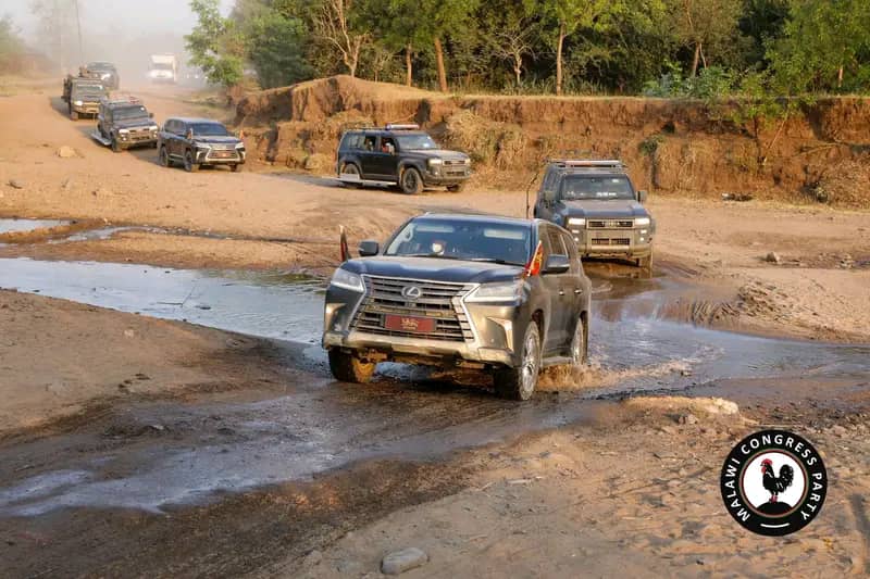 Chakwera’s motorcade crossing river without bridge: A picture that speaks volumes