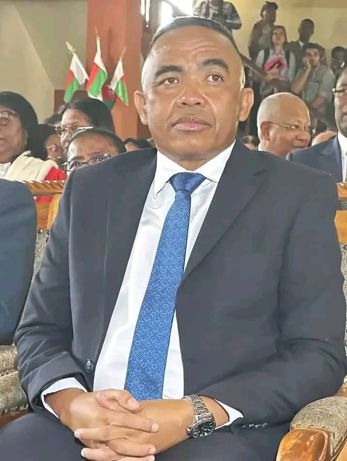 Colonel Michael Randrianirina sworn in as Madagascar’s new President amid military transition