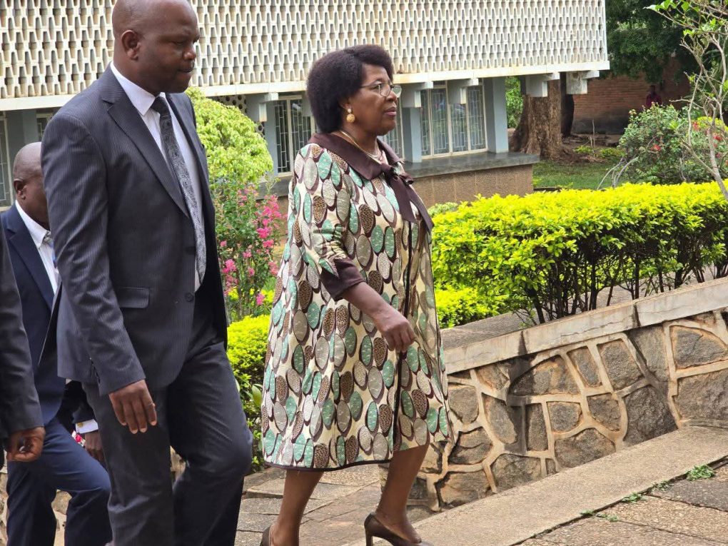 Mutharika’s Govt to conduct comprehensive personnel audit of public servants