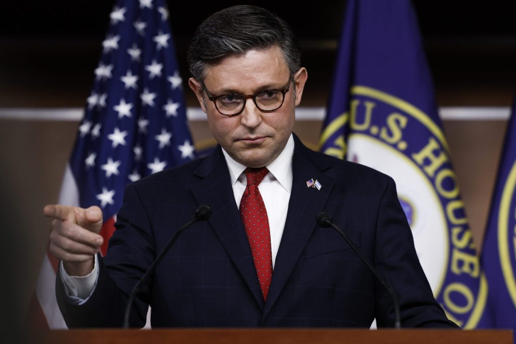 House Shutdown Vote, Minneapolis Immigration Operations, Trump Kennedy Center Closure