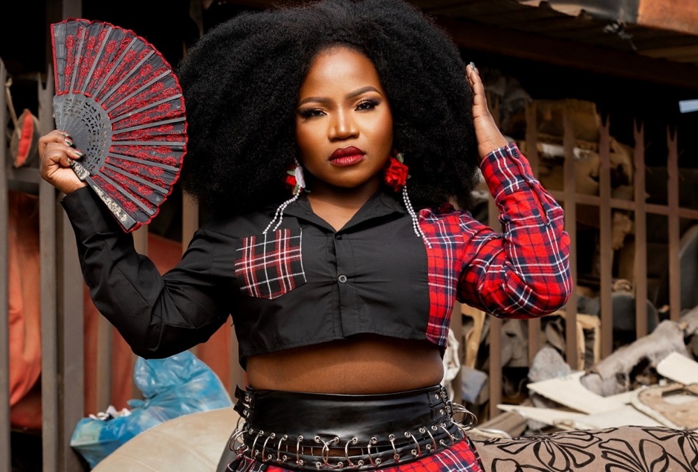 Makhadzi survives car crash: Musician in stable condition after accident