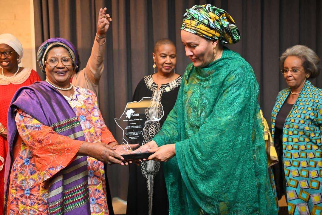 Former Malawi leader Joyce Banda receives top honor at AU Summit