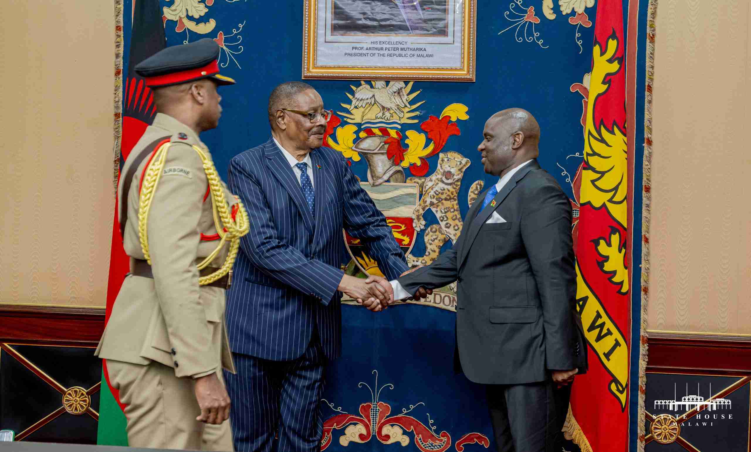 Mutharika dares new Spy Chief Saenda on detecting deceitful investors, fraudsters