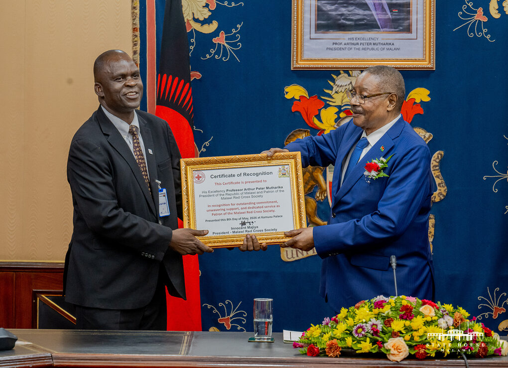Mutharika appeals for Redcross’ lifesaving work support, donates MK10m towards Flag Week