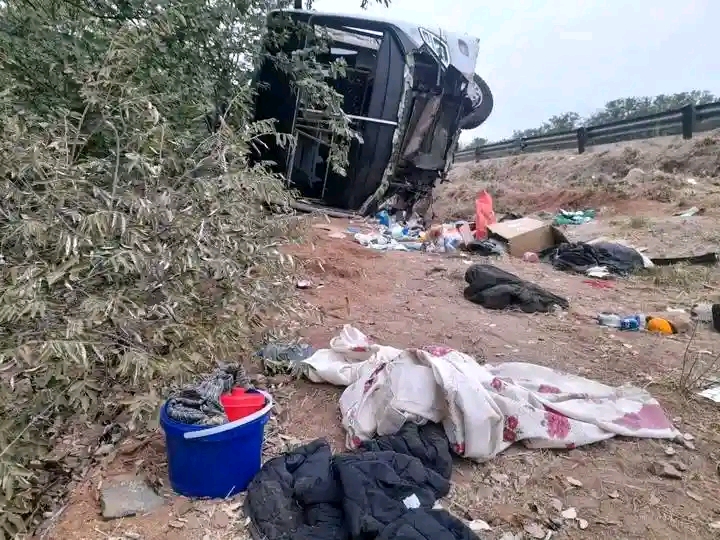 Malawi’s repatriation bus kills driver, injures 11 outside Musina
