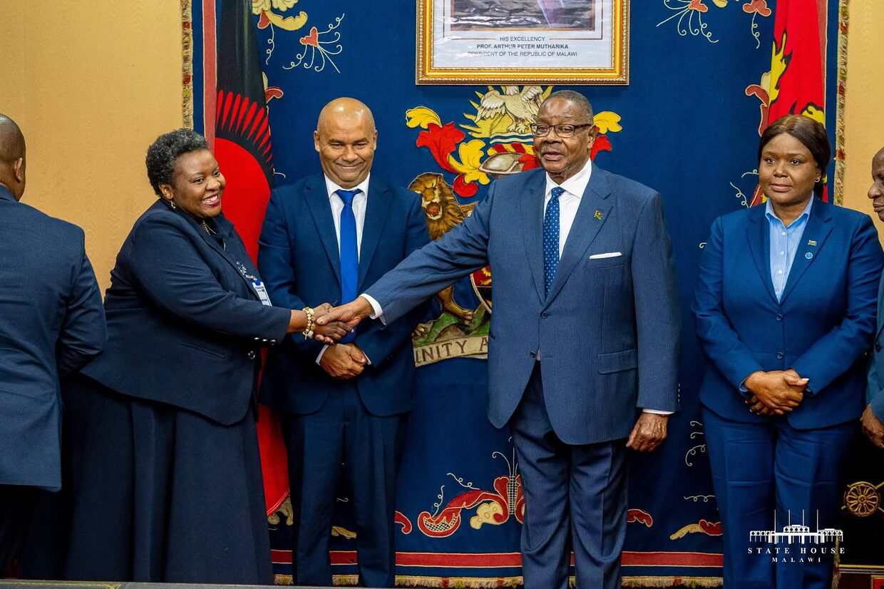 Mutharika dates MCCCI leadership