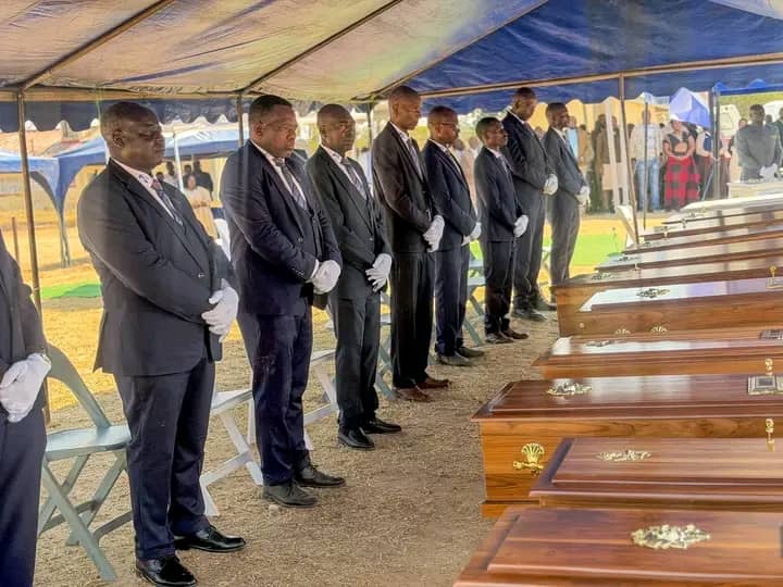 Zimbabwe bus crash death toll rises to 28, 25 victims identified